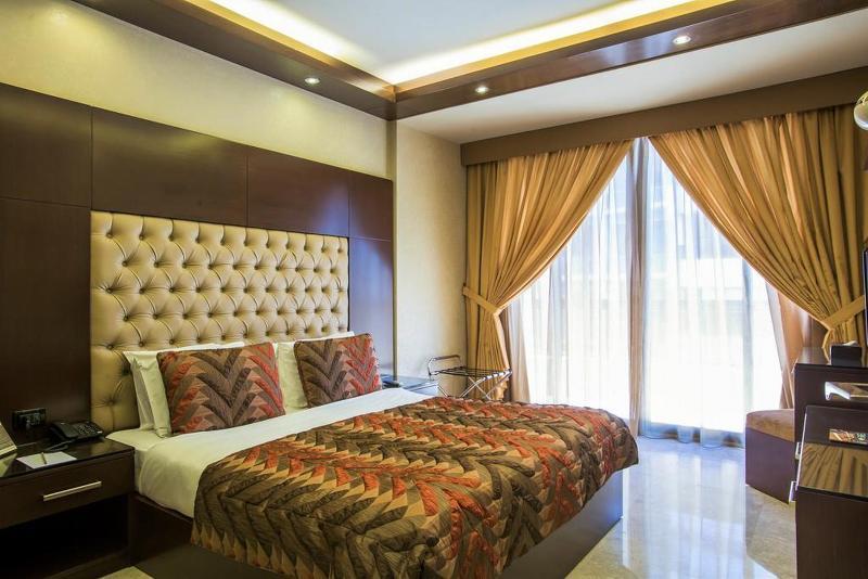 Imperial Suites Hotel Beirut Esterno foto