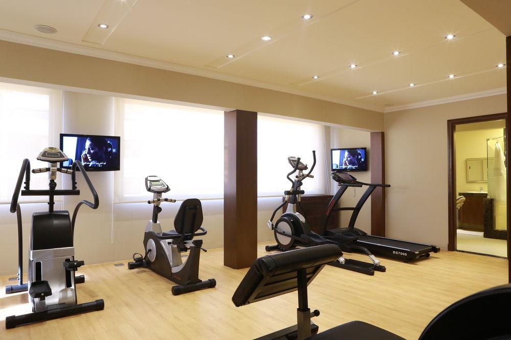 Imperial Suites Hotel Beirut Esterno foto