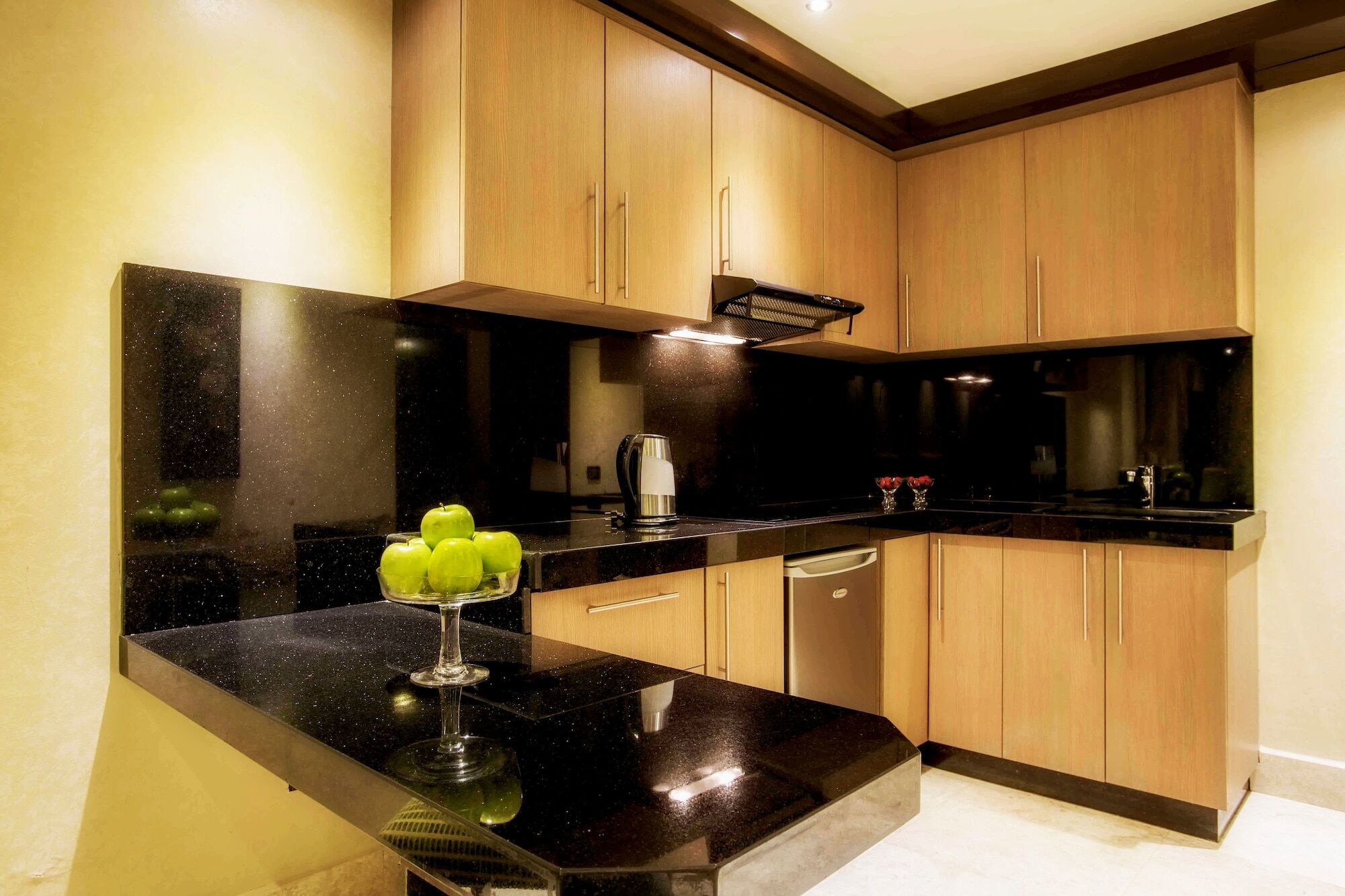 Imperial Suites Hotel Beirut Esterno foto